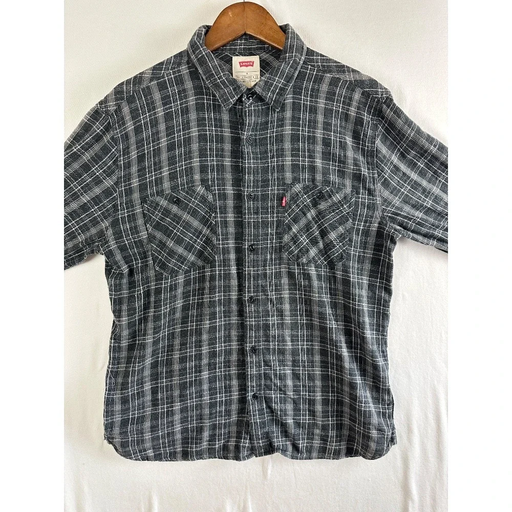 Levi's Button Up Men's Large Flannel Shirt Plaid Long‎ Sleeve Pockets